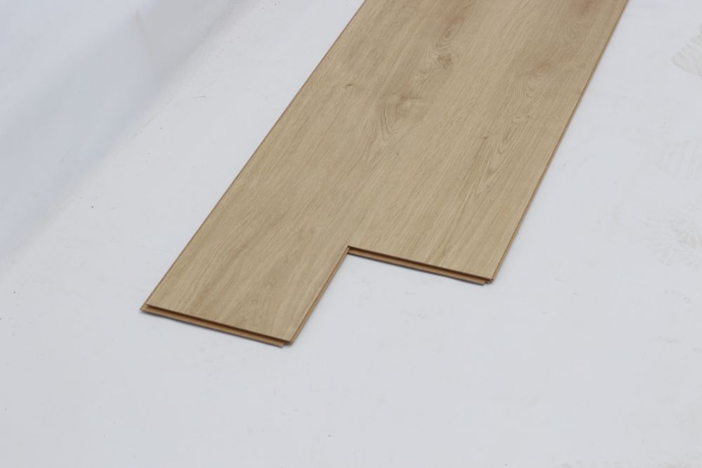 ლამინატი AGT Natura Natura Oak 1.200*191*8მმ 31კლასი სურათი