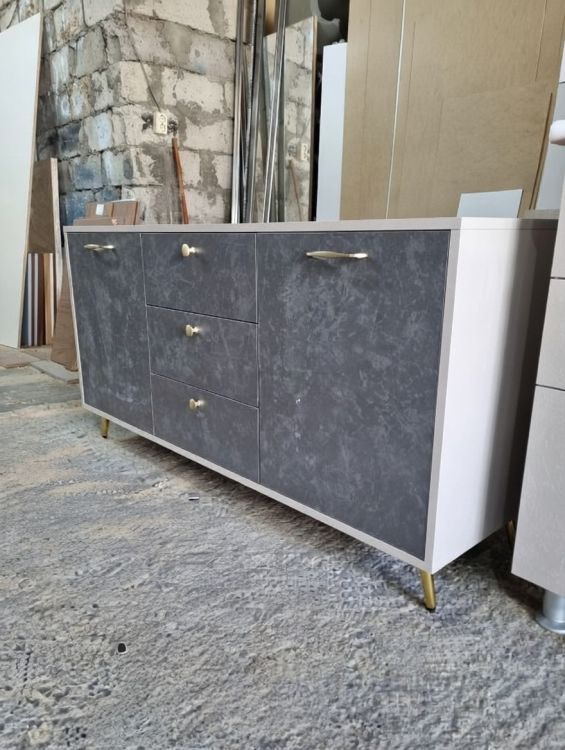 ლამინატის კომოდი კარადებითა და უჯრებით (150x45x75 სმ) სურათი