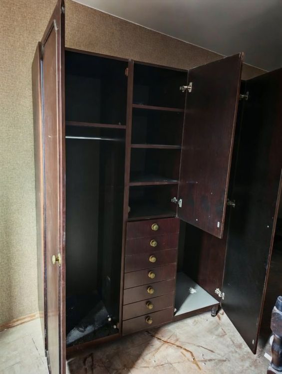 მრავალფუნქციური კომოდი-გარდერობი – იდეალური ორგანიზატორი სურათი