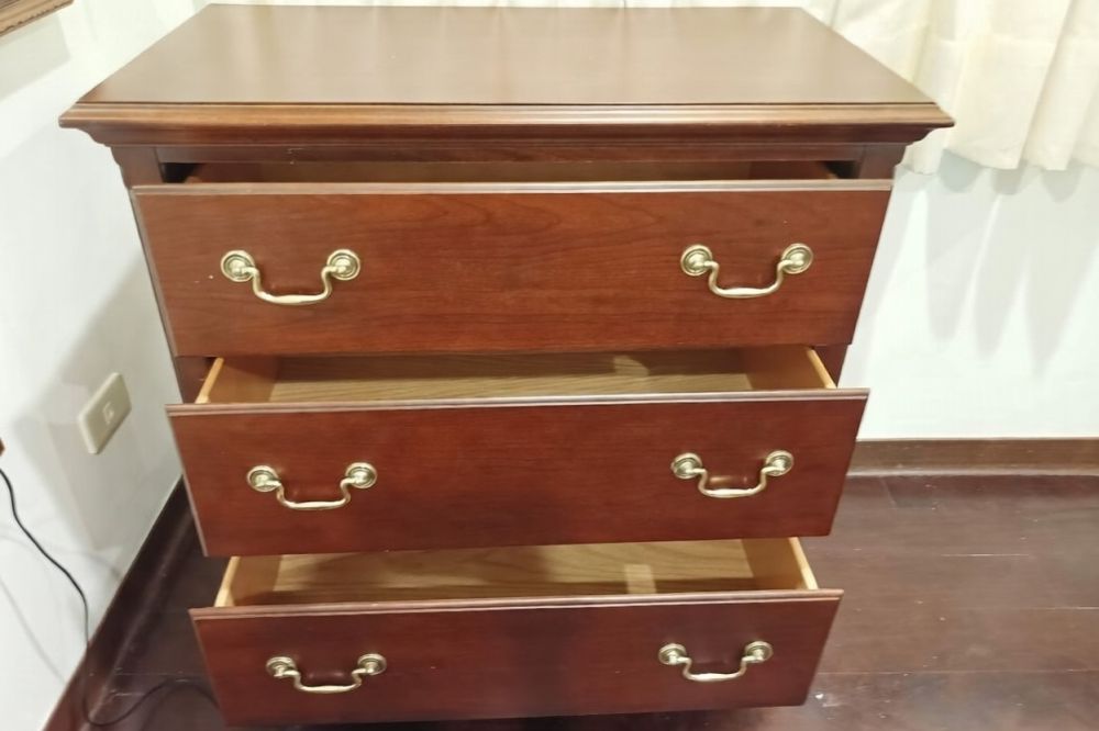 მასიური ხის კომოდი – მყარი და ტევადი (84x82x89 სმ) სურათი