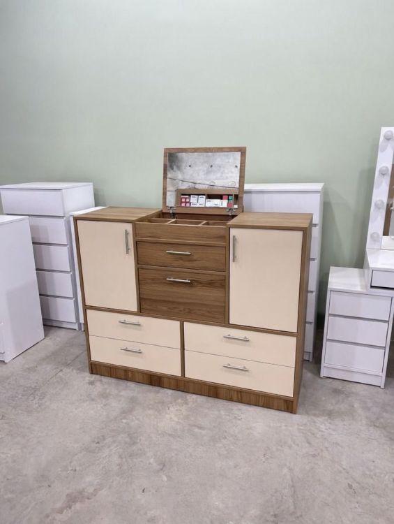 ახალი კომოდები პირდაპირ საამქროდან – ხარისხი და გარანტია სურათი