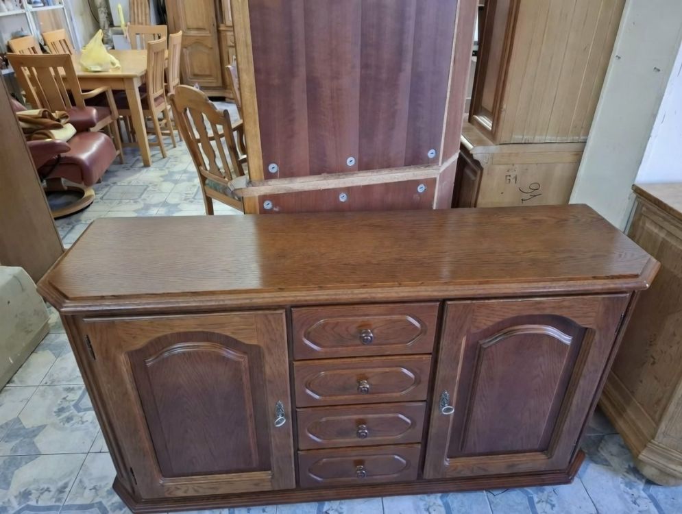 გერმანული წარმოების კომოდი (დესაო) სურათი