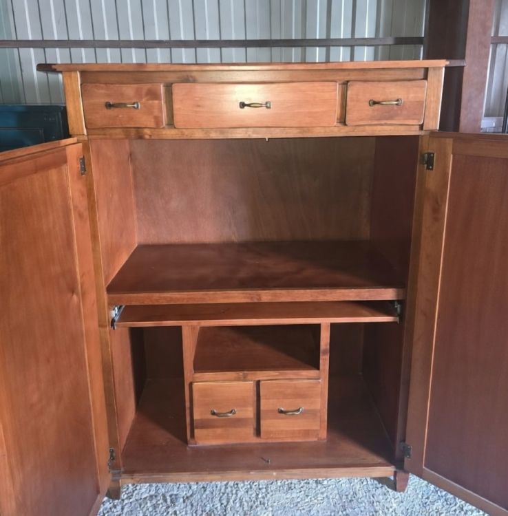 ჰოლანდიური ხის კომოდი-სეკრეტერი სურათი