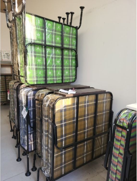 მყარი კონსტრუქციის გასაშლელი საწოლი (ლეჟანკა) სურათი