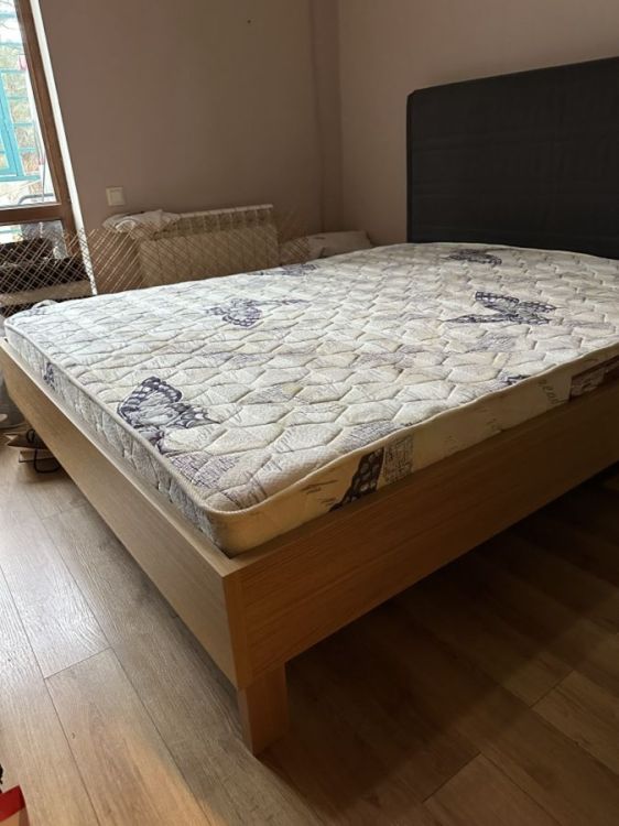 სასწრაფოდ! იყიდება IKEA-ს მუხის საწოლი ლატექსის მატრასით სურათი