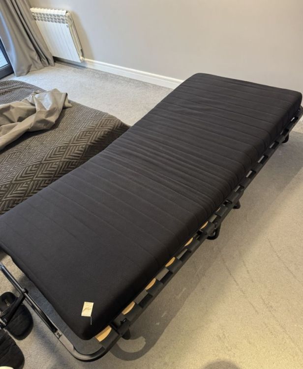 გასაშლელი სავარძელი (საწოლი) – იდეალურ მდგომარეობაში სურათი