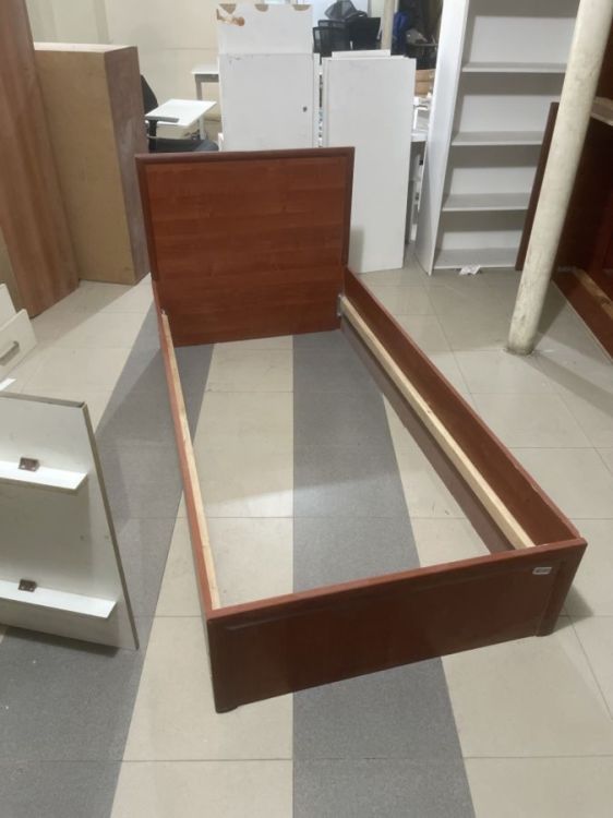 ერთადგილიანი საწოლი – იდეალურ მდგომარეობაში სურათი