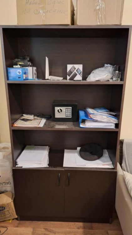 საოფისე და საოჯახო ავეჯის გაყიდვა – სასწრაფოდ! სურათი