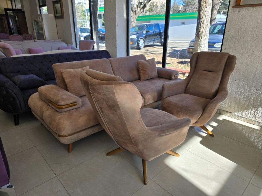 იყიდება სამეული – კომფორტი და ხარისხი თქვენი სახლისთვის სურათი