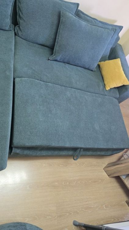 იყიდება კუთხის დივანი და პუფი – იდეალურ მდგომარეობაში სურათი