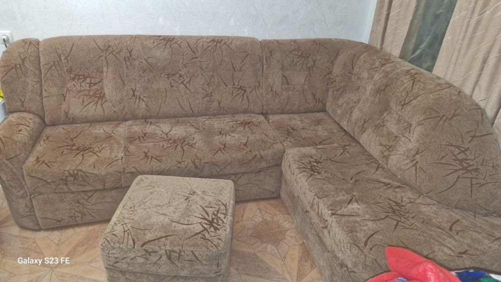სასწრაფოდ! იყიდება კუთხის დივანი საუკეთესო ფასად სურათი