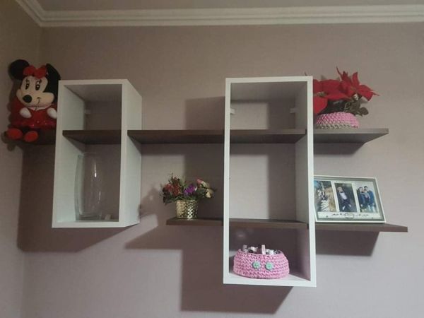 თარო Ikea სურათი