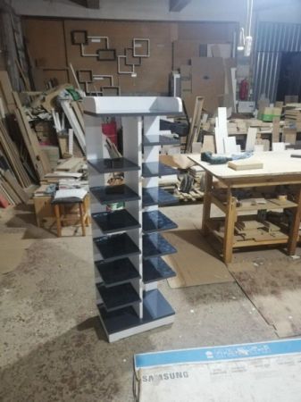 ფეხსაცმლის თარო სურათი