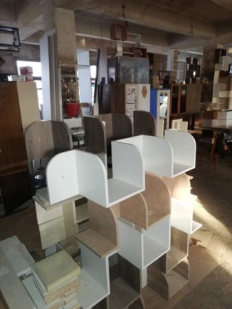 თაროები სურათი