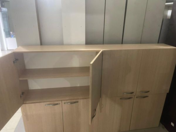 თარო / თაროები / ჩამოსაკიდებელი კარადა / კარადები სურათი