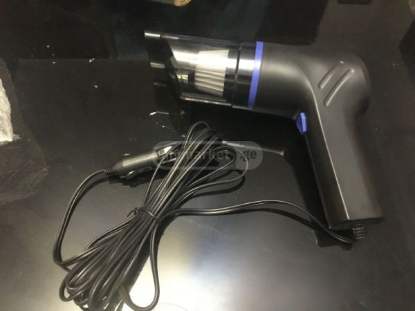 მანქანის მტვერსასრუტი სურათი