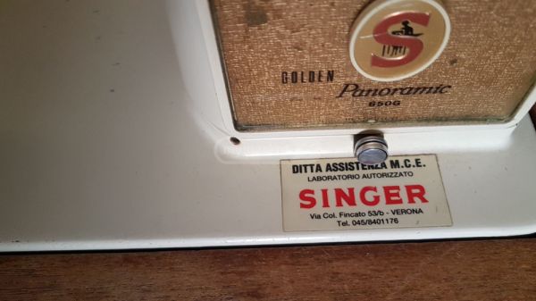 Singer ის მრავალფუნქციური ელეკტრო საკერავი მანქანა სურათი