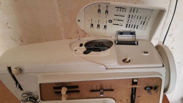 Singer ის მრავალფუნქციური ელეკტრო საკერავი მანქანა სურათი