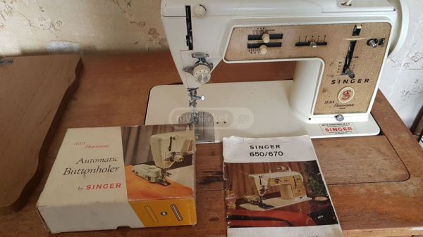 Singer ის მრავალფუნქციური ელეკტრო საკერავი მანქანა სურათი