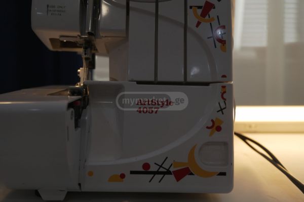 საოჯახო ოვერლოკი Janome Janome ArtStyle 4057 სურათი