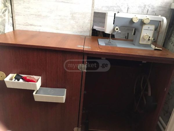 მექანიკური საკერავი მანქანა Chaika სურათი