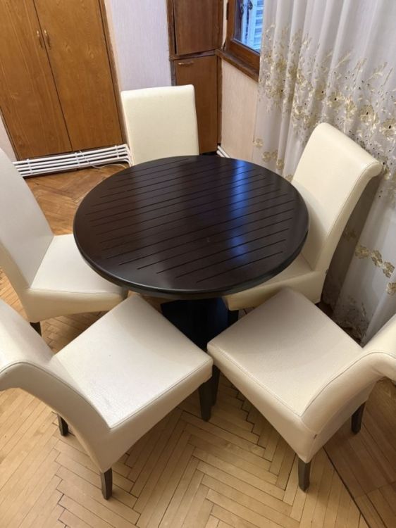 სასადილო კომპლექტი – მრგვალი მაგიდა და 4 სკამი სურათი