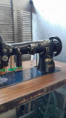 მექანიკური საკერავი მანქანა Pfaff სურათი