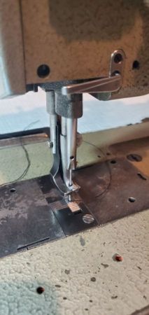 Singer 211 U566A საკერავი მანქანა სამაგი სვლით სურათი