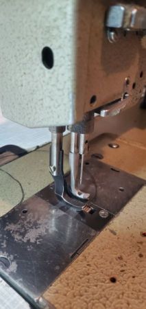 Singer 211 U566A საკერავი მანქანა სამაგი სვლით სურათი