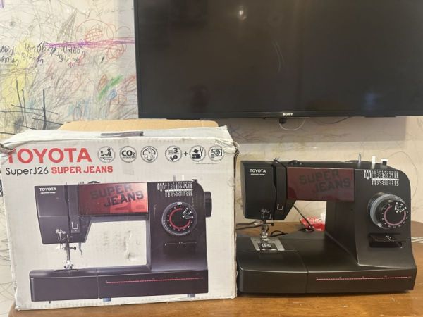 ელექტრო საკერავი მანქანა Toyota სურათი