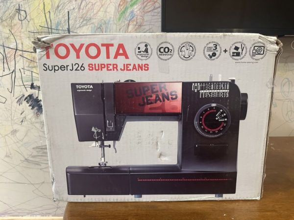 ელექტრო საკერავი მანქანა Toyota სურათი