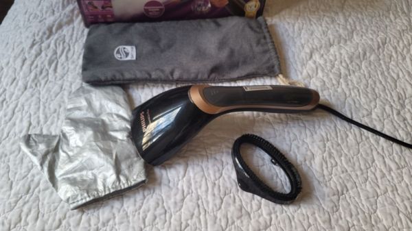 Philips Steam&Go ორთქლის უთო სურათი