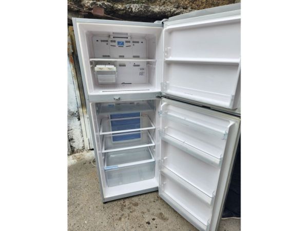 HITACHI No Frost სურათი