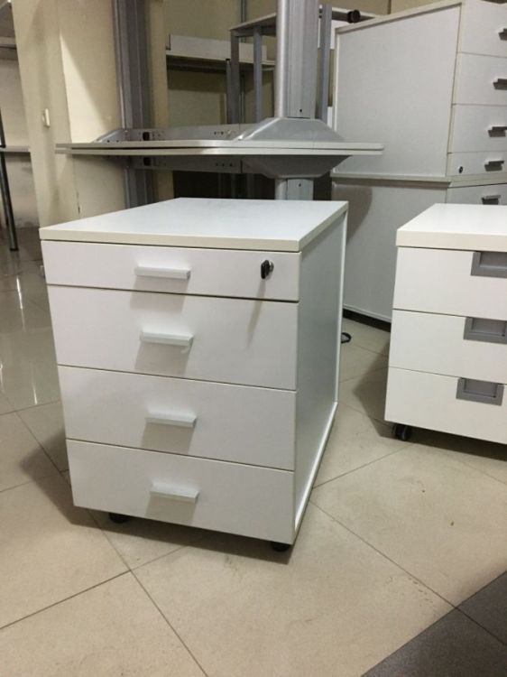 საოფისე ტუმბო TECHO – მეტალის უჯრებითა და ცენტრალური საკეტით სურათი