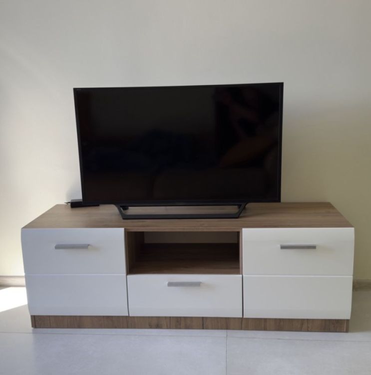 ტუმბო Embawood – ხარისხი და თანამედროვე სტილი სურათი