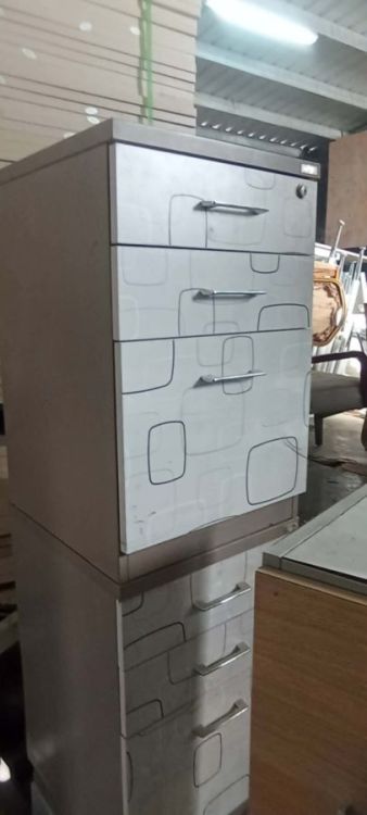 იყიდება ტუმბო — დახვეწილი და პრაქტიკული სურათი