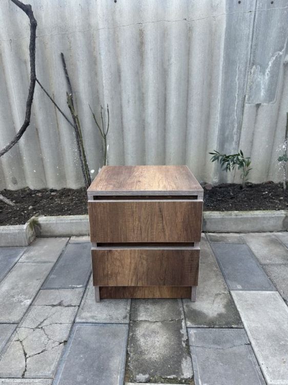 იყიდება ტუმბო — დახვეწილი და პრაქტიკული სურათი