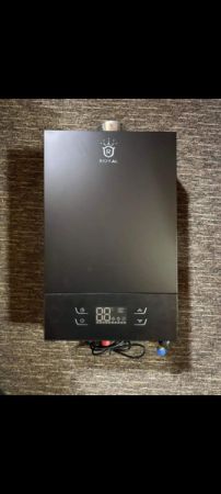 გაზის წყლის გამაცხელებელი Royal 24ლიტრი სურათი