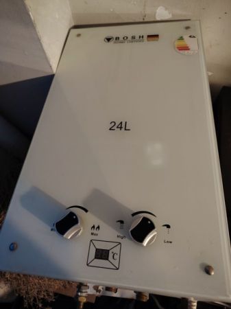 24ლიტრი გაზის წყლის გამაცხელებელი BOSCH სურათი