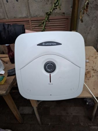 15ლიტრი ელექტრო წყლის გამაცხელებელი Ariston სურათი