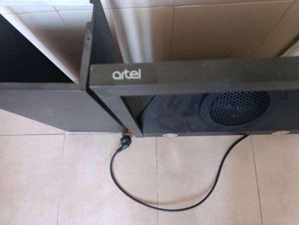 კედლის ჰაერგამწოვი Artel სურათი