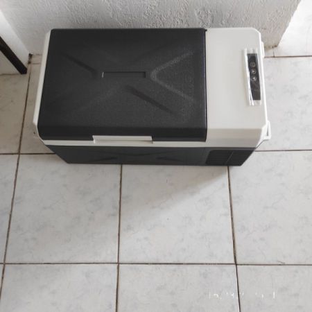 ავტომობილის მაცივარი 15.5ლიტრი კომჰრესორით სურათი