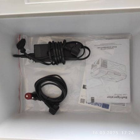 ავტომობილის მაცივარი 15.5ლიტრი კომჰრესორით სურათი