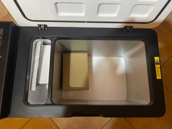 მანქანის მაცივარი 40 L, ფრეონზე სურათი