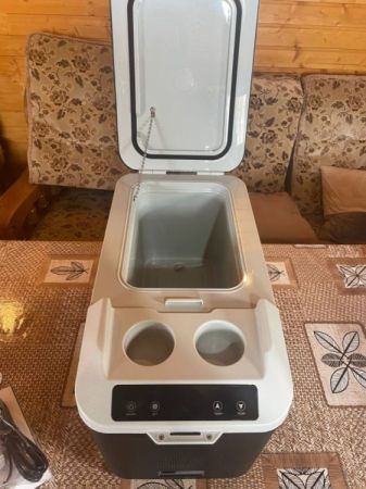 მანქანის მაცივარი 16 ლიტრი, ფრეონზე სურათი