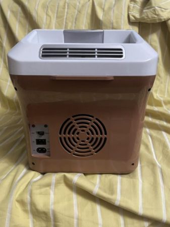 მანქანის მაცივარი 15 ლიტრი სურათი