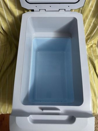 იყიდება ავტომობილის პორტატული მაცივარი — 35L (ახალი) სურათი