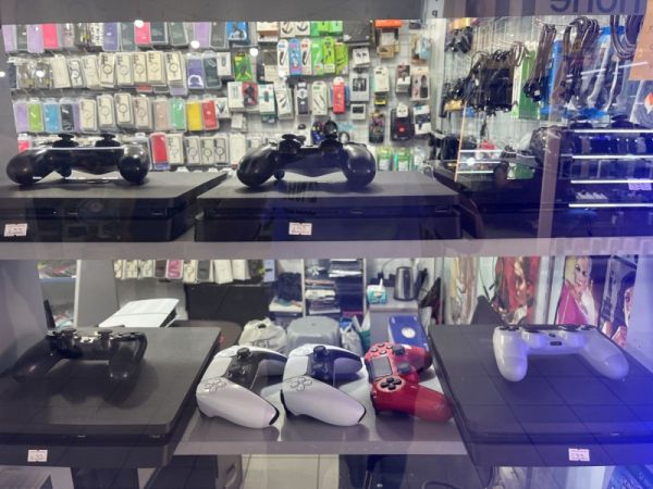 მაღაზიიდან! PS4 Sony Playstation 4-ები 499 ლარიდან! განვადებ სურათი