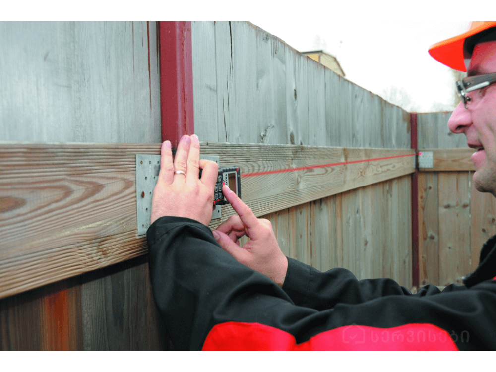 ლაზერული საზომი YATO YT-73125 • 40 მ დიაპაზონი • 2 მმ სიზუსტე • 20 საზომის მეხსიერება • 4 ხაზიანი LED დისპლეით სურათი