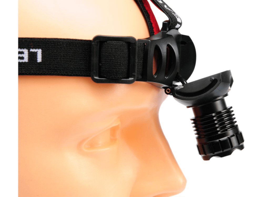 შუბლზე გასაკრავი ფანარი YATO YT-08590 • კომპაქტური • 3 განათების რეჟიმით • ელემენტებზე მომუშავე სურათი